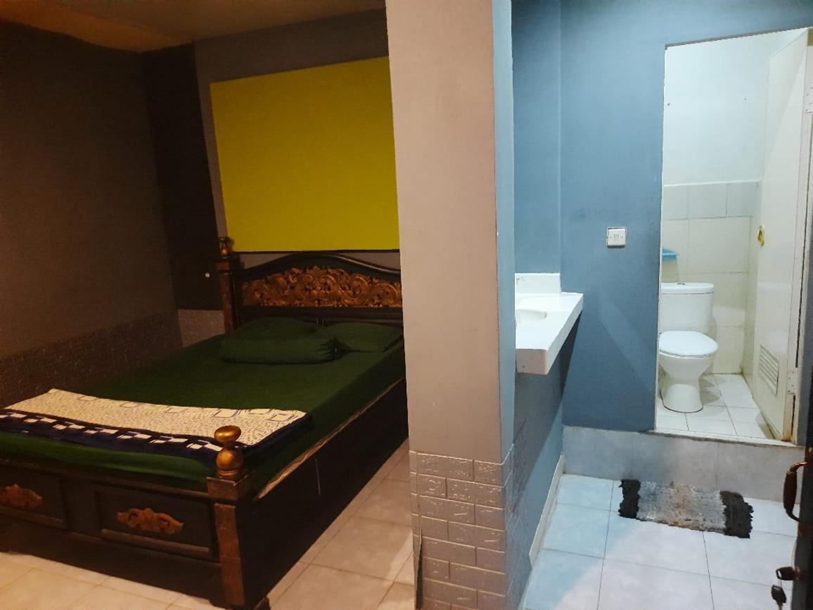 Banyuwangi Baru Homestay Exteriör bild